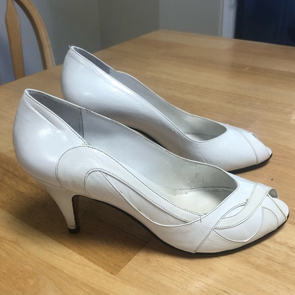 White Italian made High Heels - Picture 1 of 3